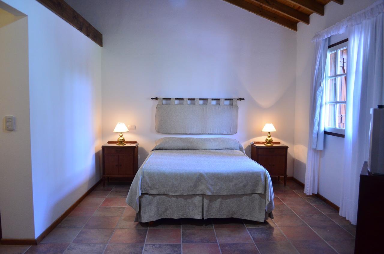 Hosteria Sajonia Villa Gesell Extérieur photo
